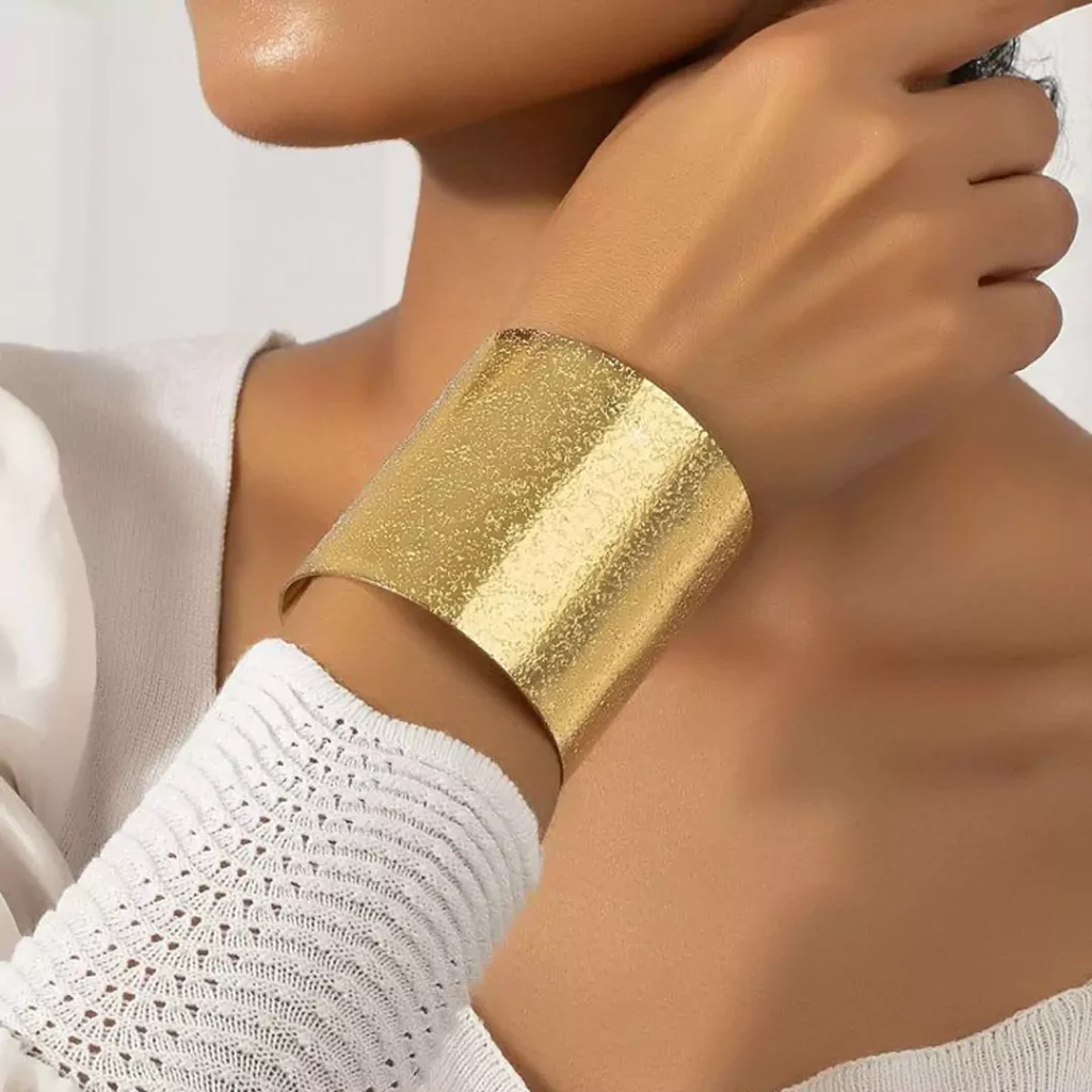 glamorous chunky gold bangles