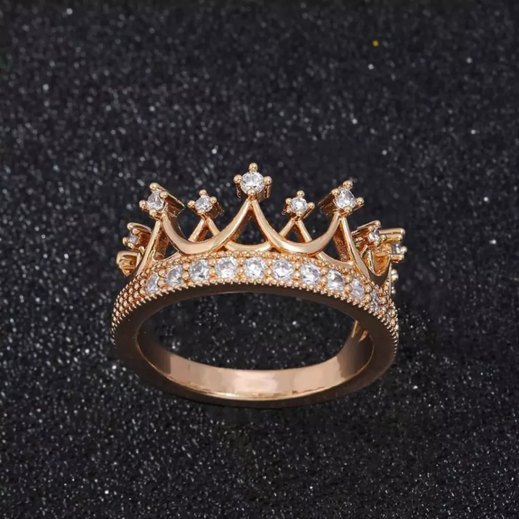 magnificient Gold Crown Rings 