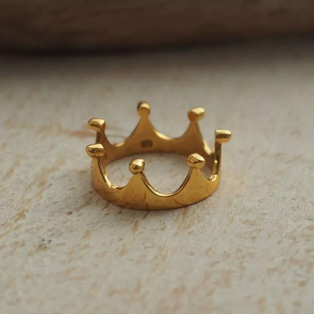 dazzling Gold Crown Rings 