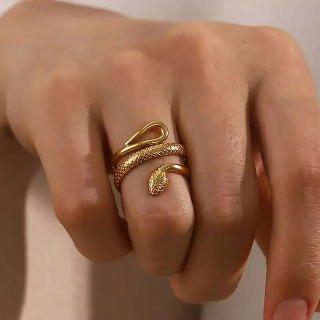 exquisite gold snake rings 