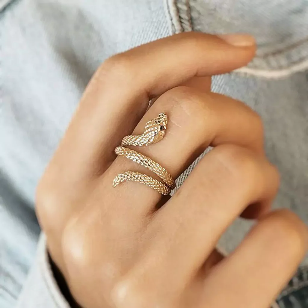 glamorous gold snake rings 