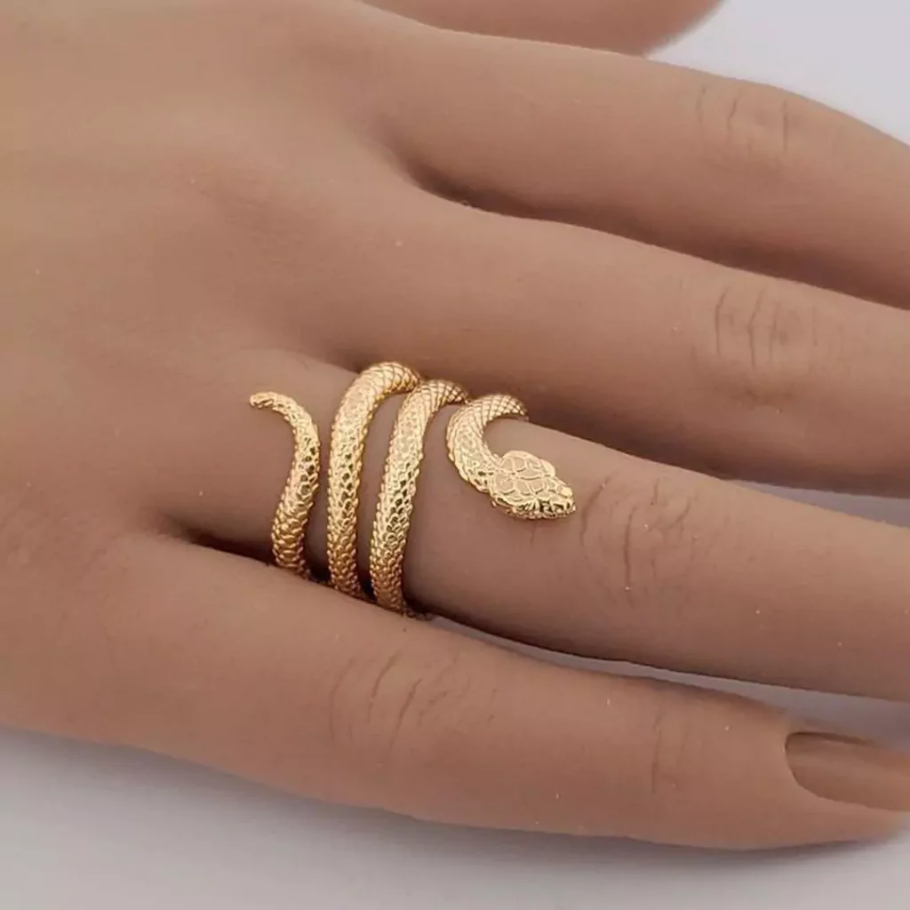 sophisticated gold snake rings 