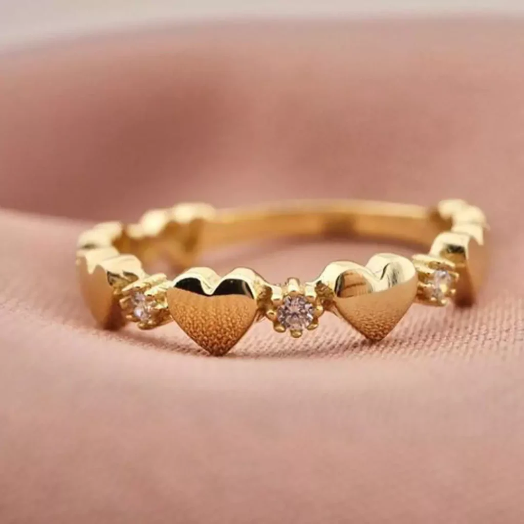 regal gold heart-shaped rings for girls 