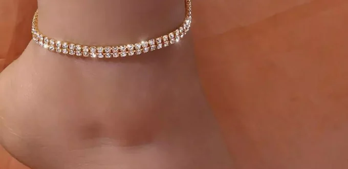 exquisite gold and diamond anklets