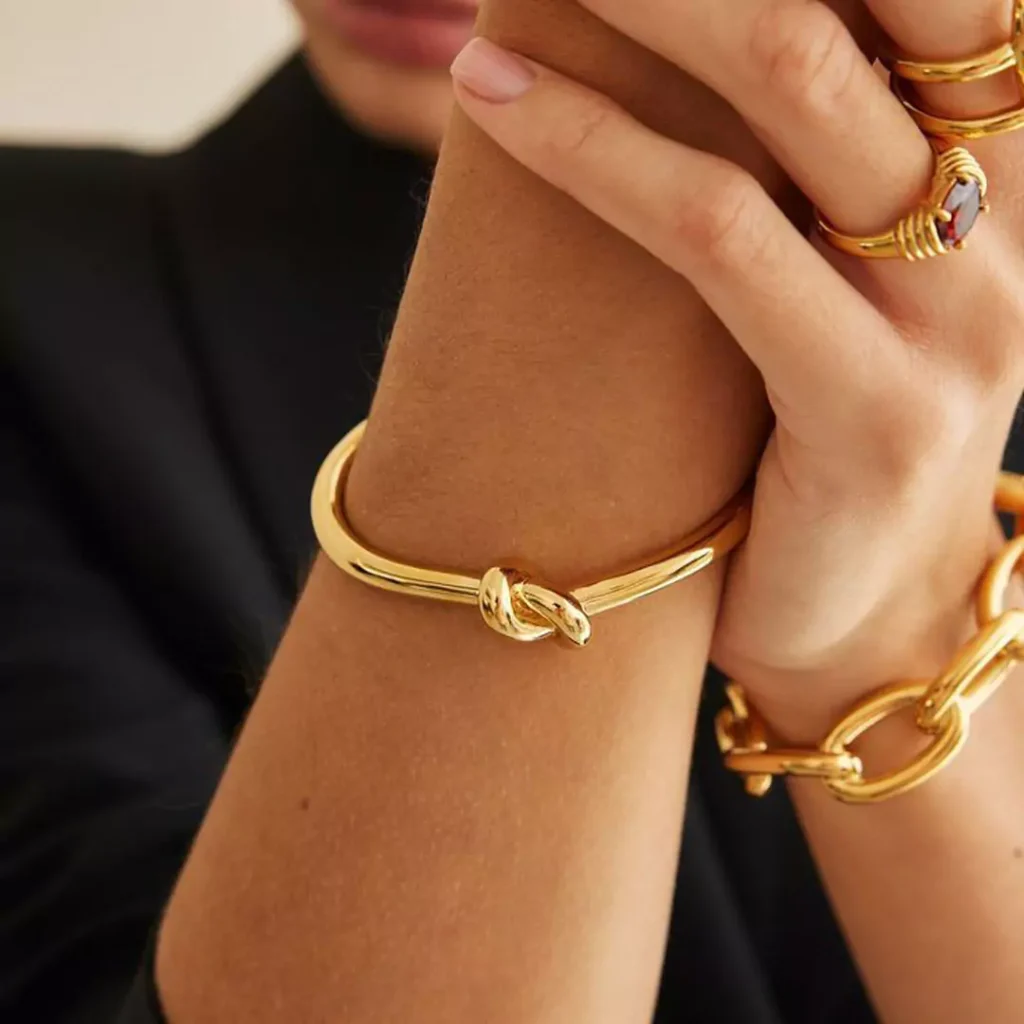 majestic knot gold bracelets