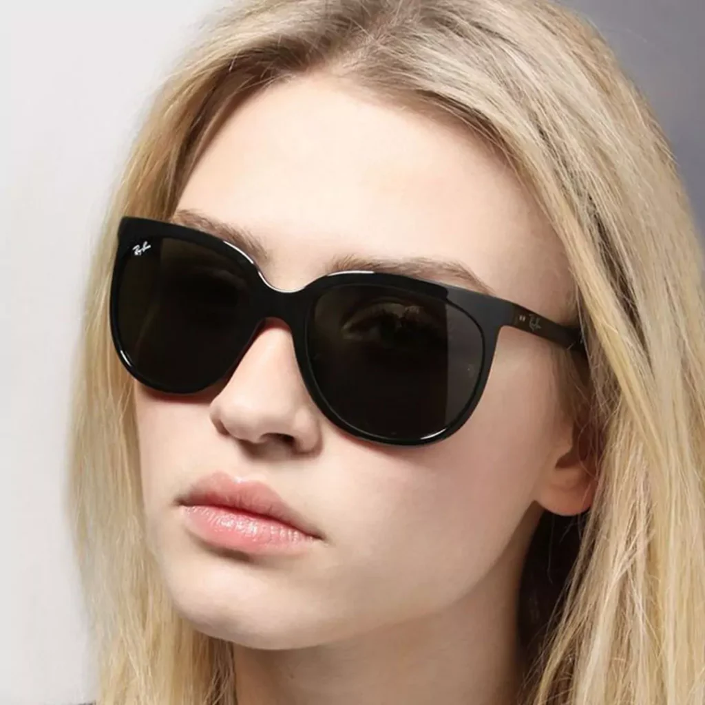 chic  Ray-Ban sunglasses for women 