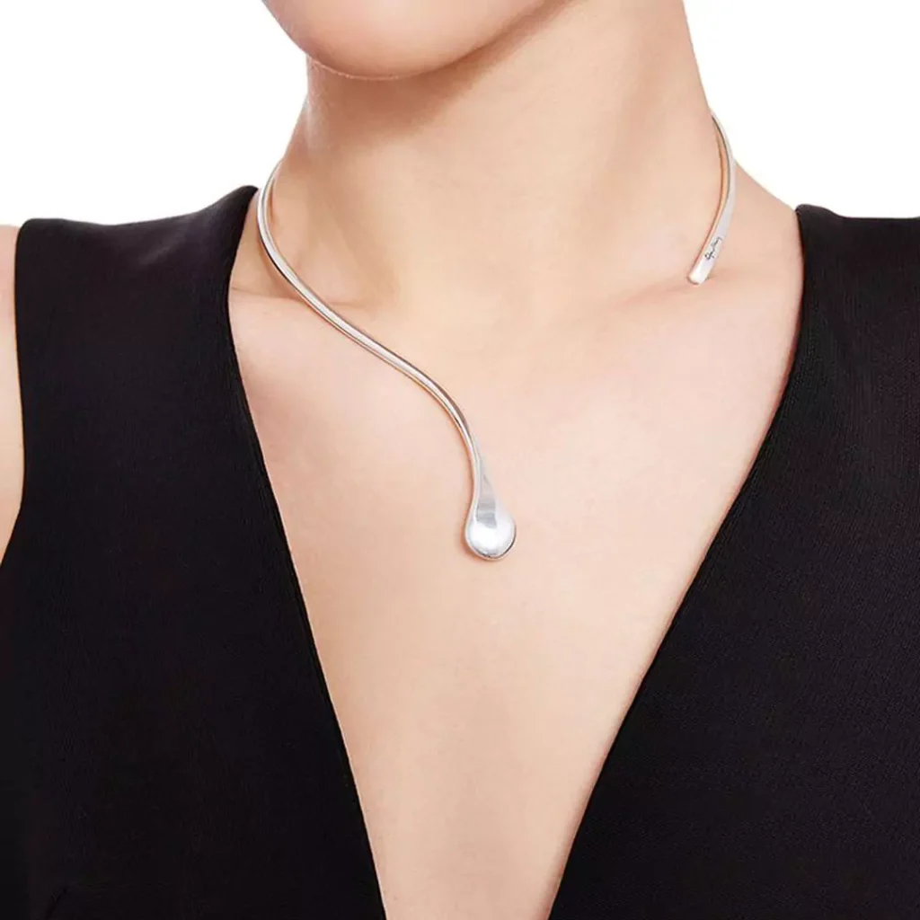 Modern  special women's necklaces