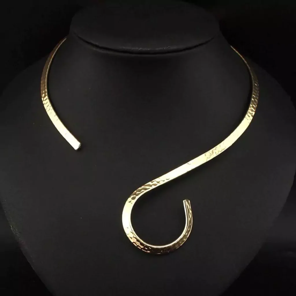 Attractive and special  special women's necklaces