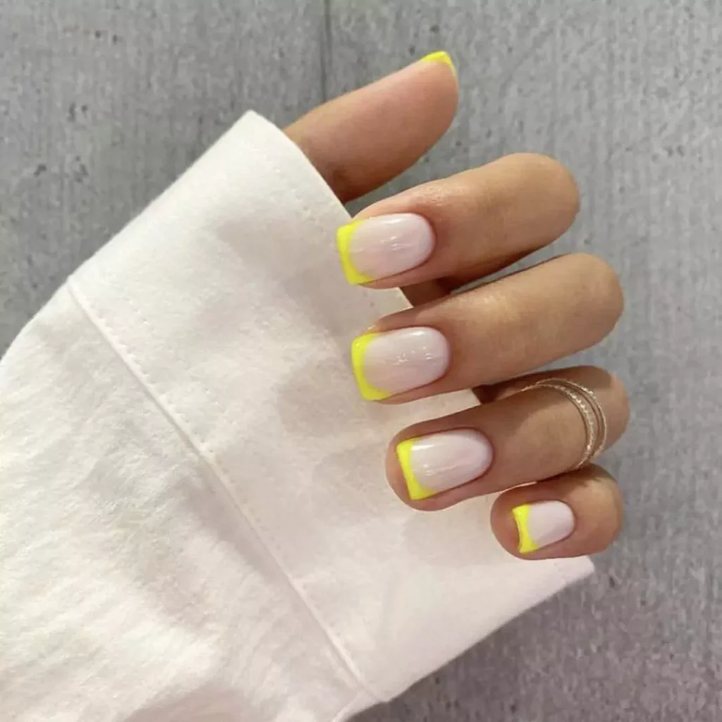 unique yellow and white nail designs