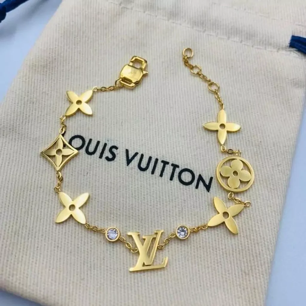 special LV gold bracelets  