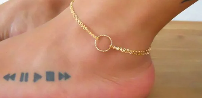 unique circle design gold anklets