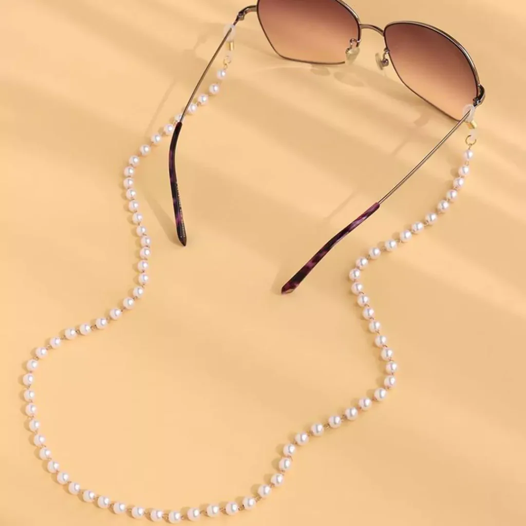 stylish pearl eyeglass chains