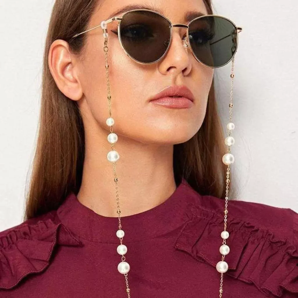 trendy pearl eyeglass chains