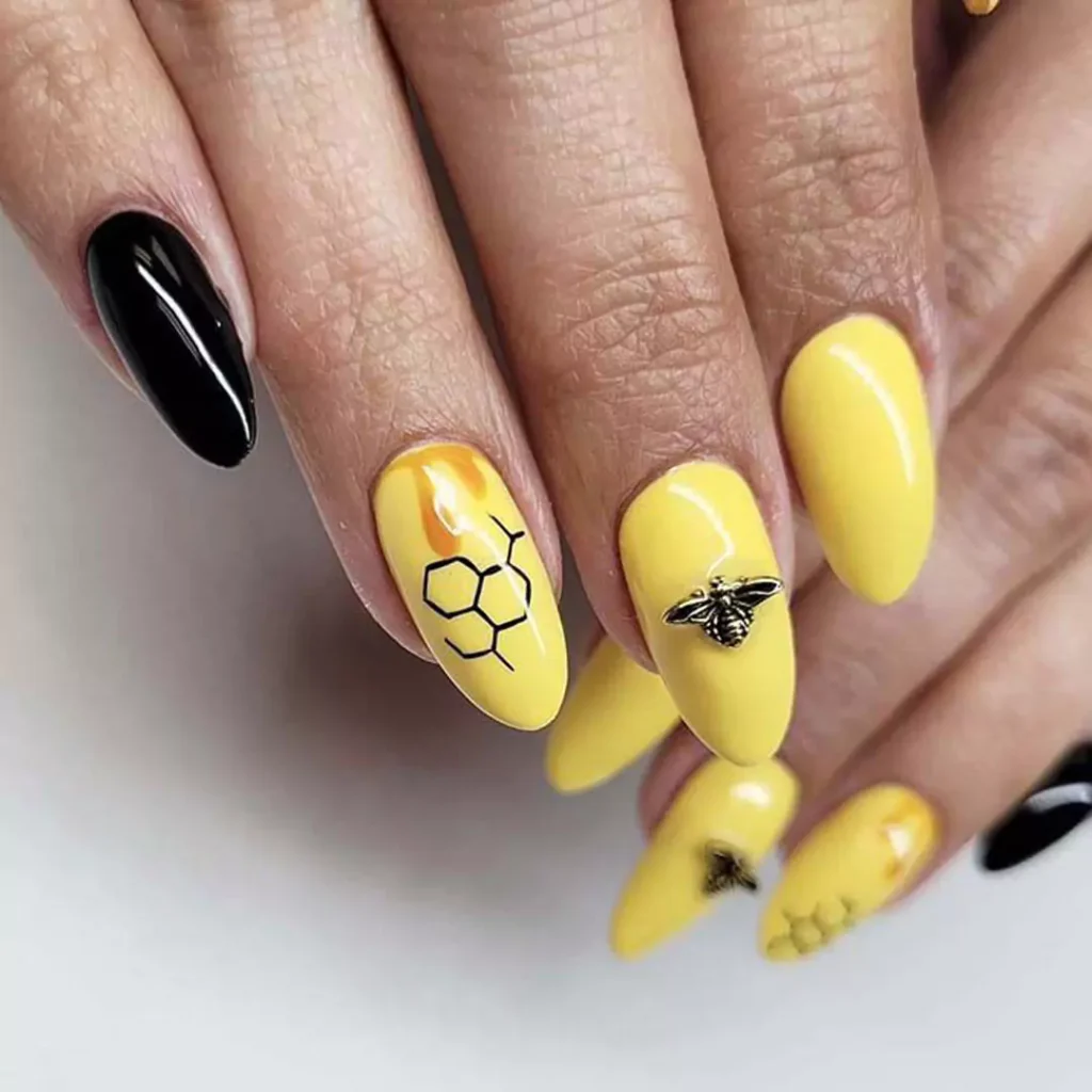 chic Bumble Bee Nail Designs