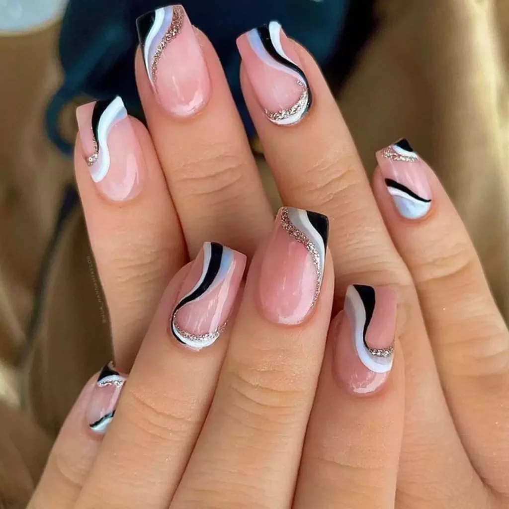 glamorous models of black and white nail design 