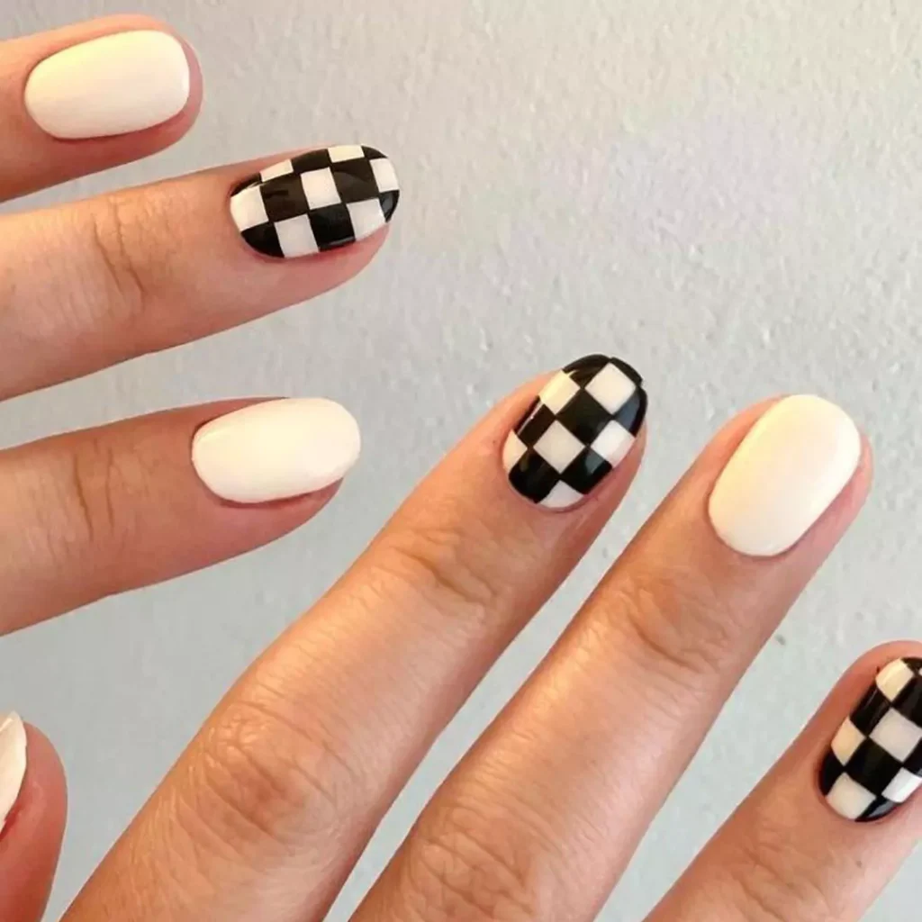 unique models of black and white nail design 