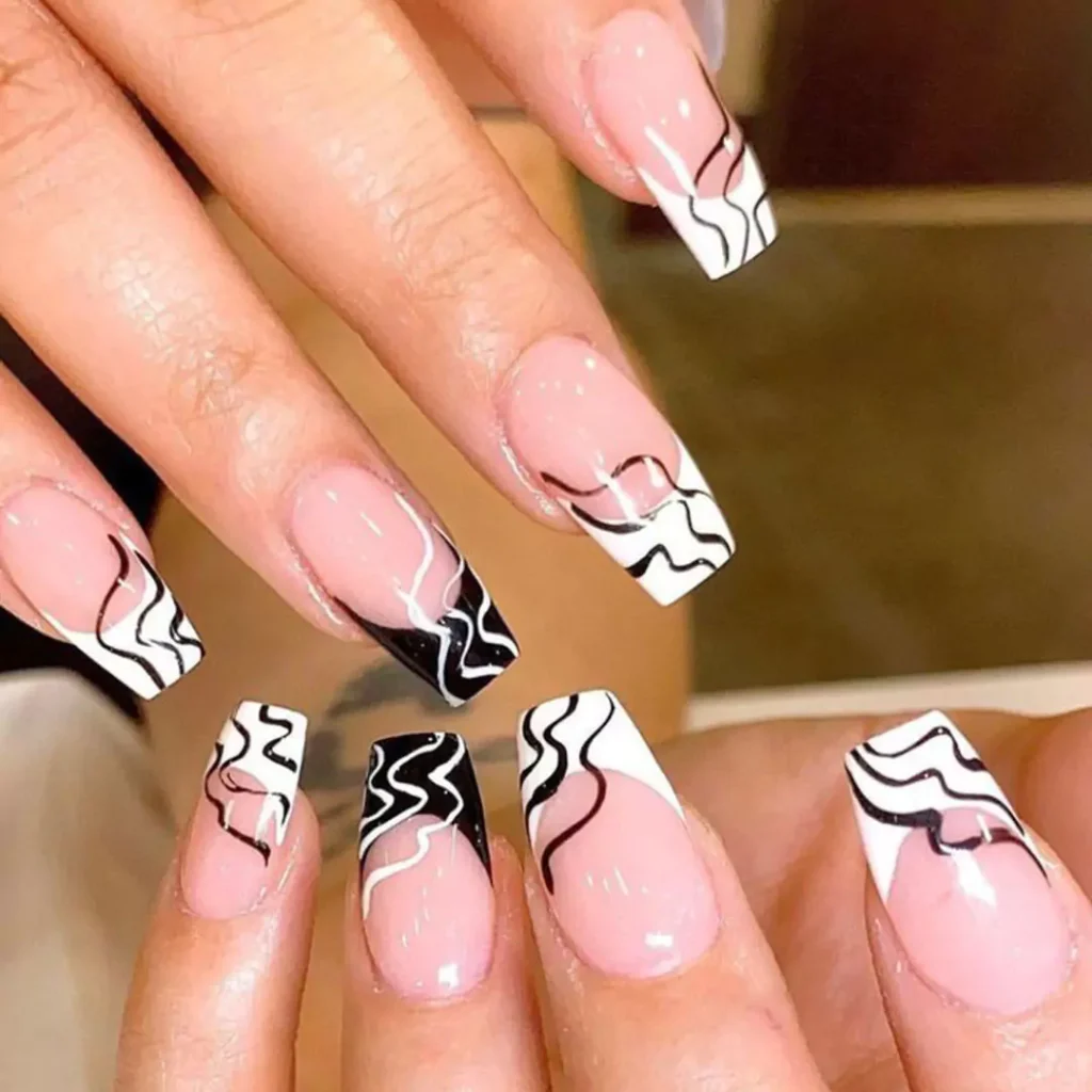 romantic models of black and white nail design 