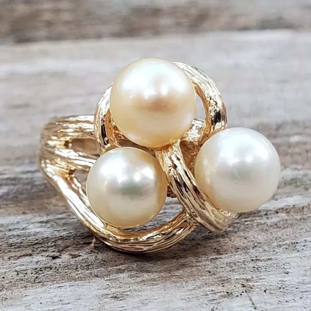 sparkling pearl gold rings 