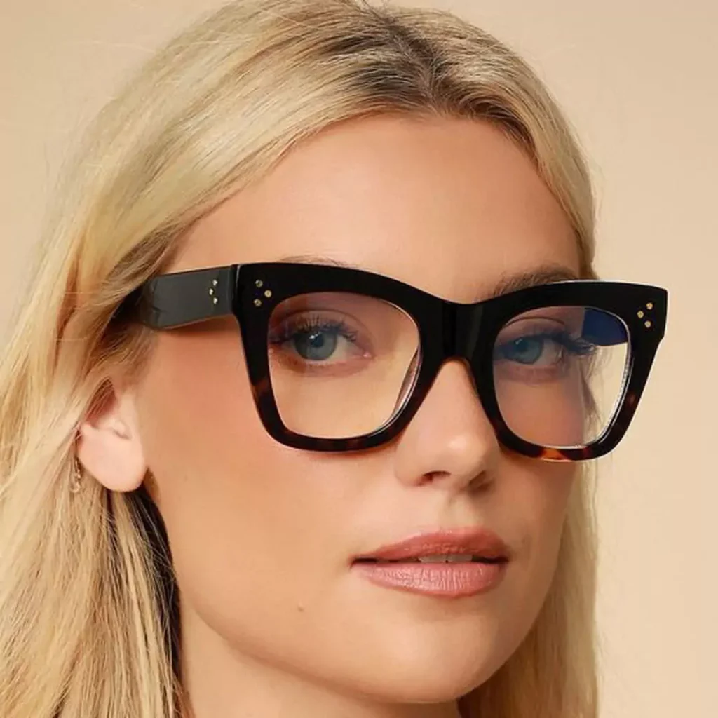 chic black glasses for women