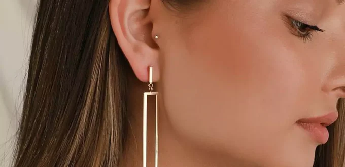 chic rectangle gold earrings