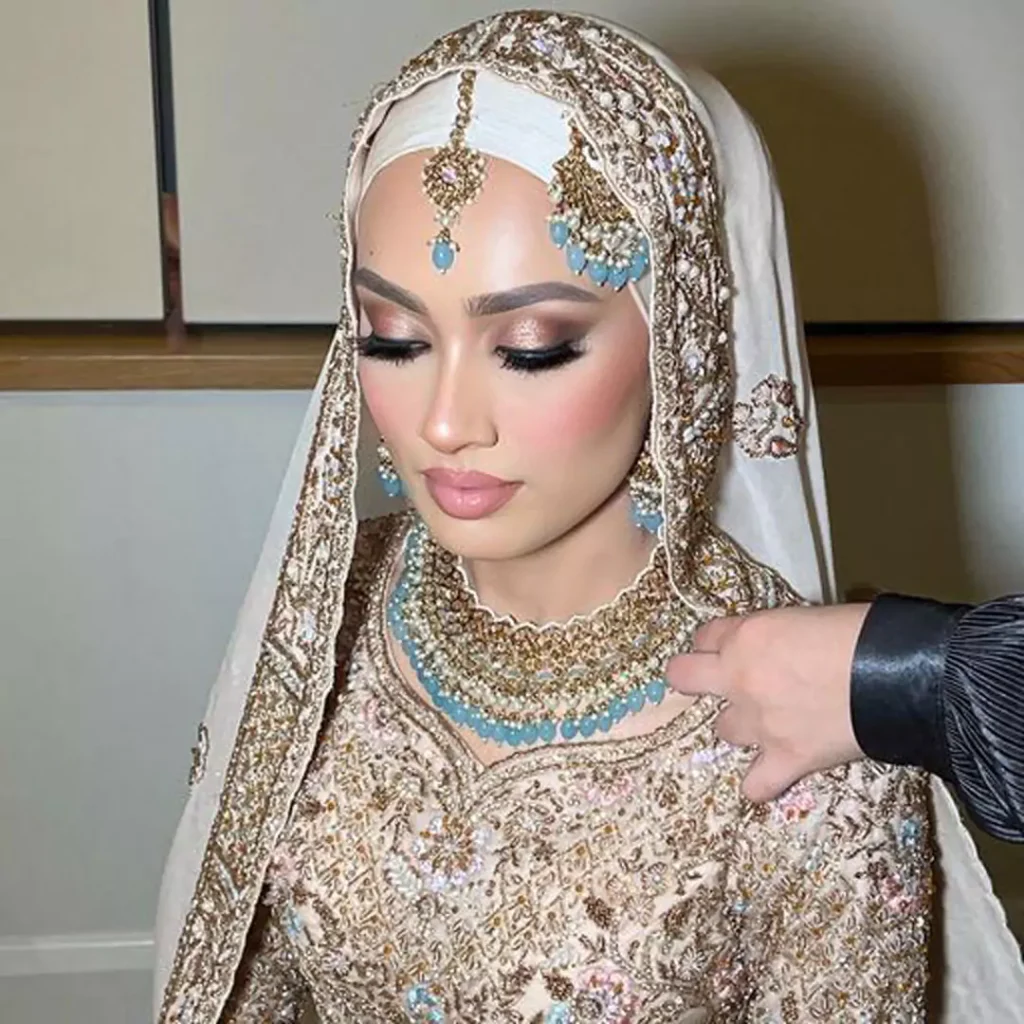 graceful pakistani bridal makeup