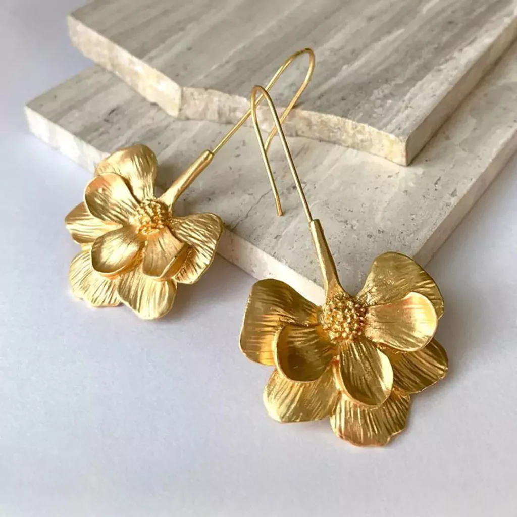 exquisite gold leaf earrings