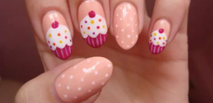 cute cupcake nail designs