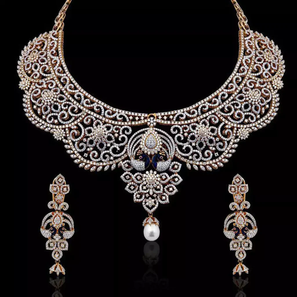 sophisticated diamond gold jewelery set