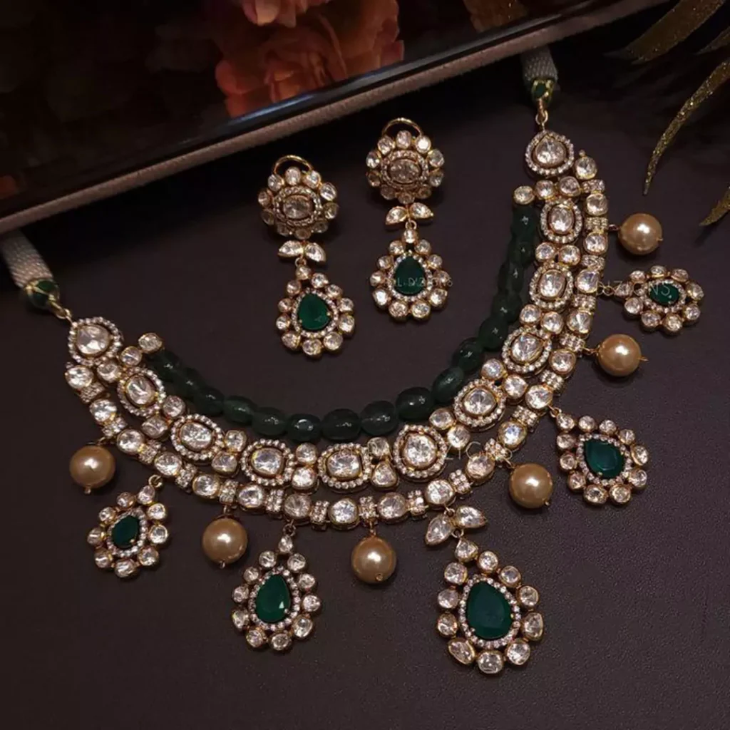 ornate diamond gold jewelery set