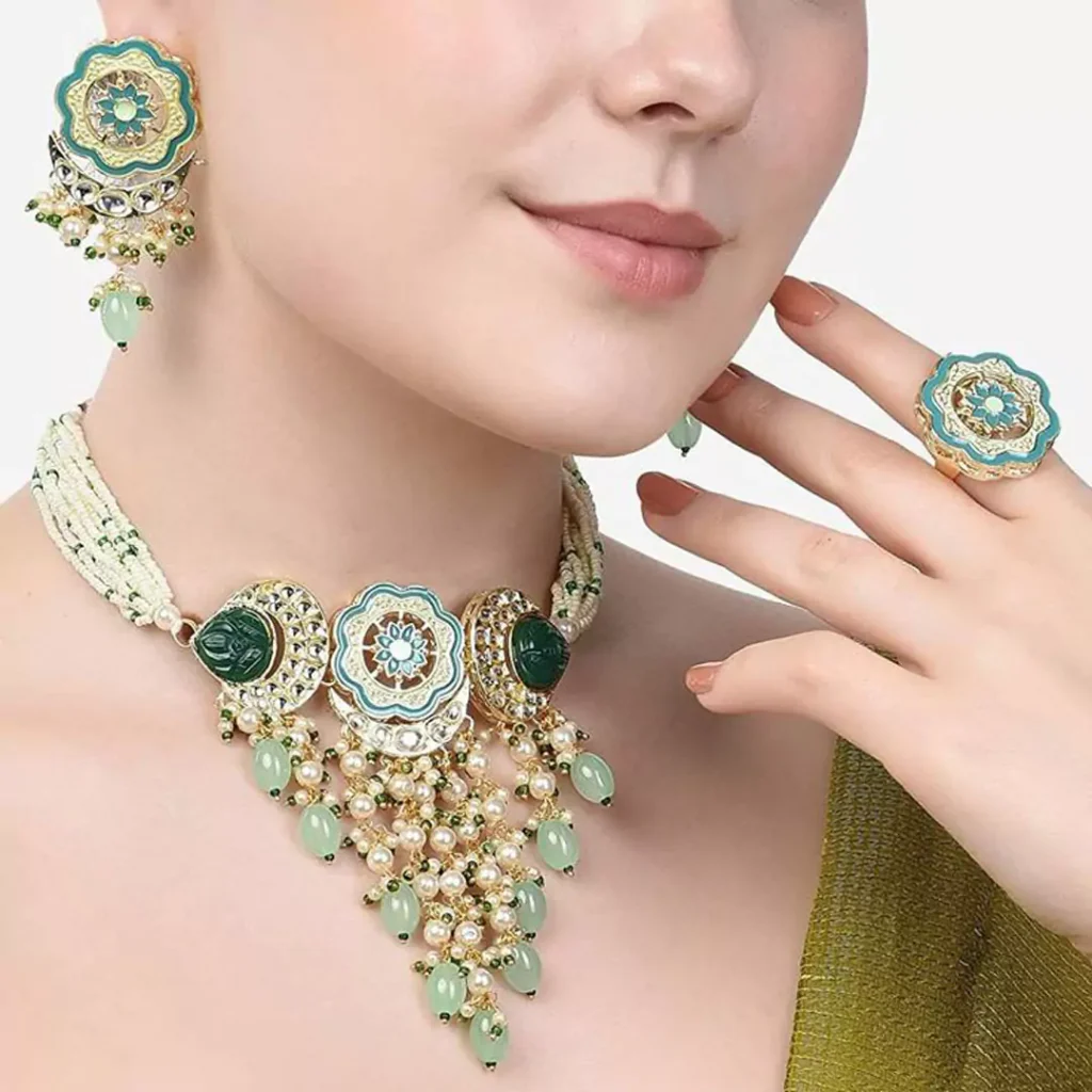 stylish Kundan gold jerwelry sets