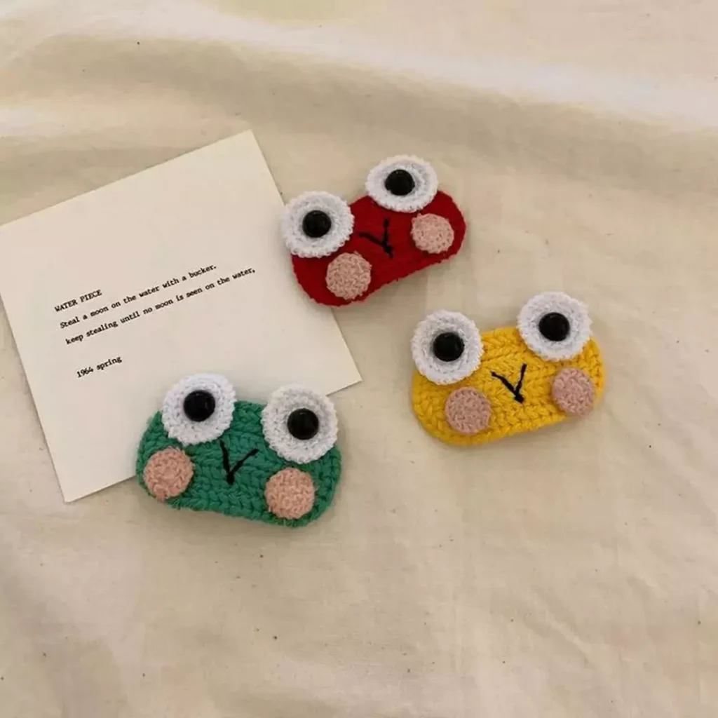 Modern Cartoon knitted hair clips