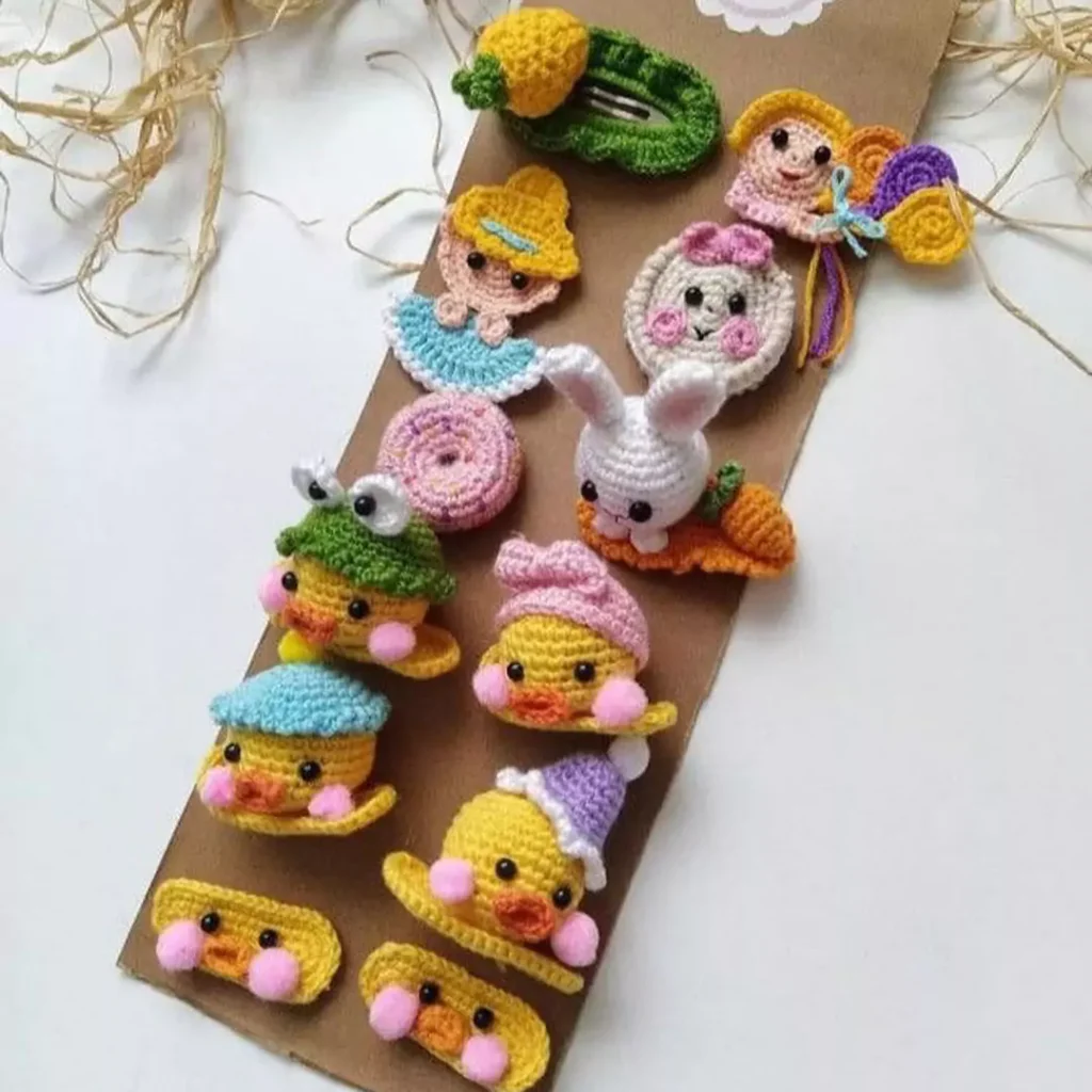 Beautiful and charming Cartoon knitted hair clips