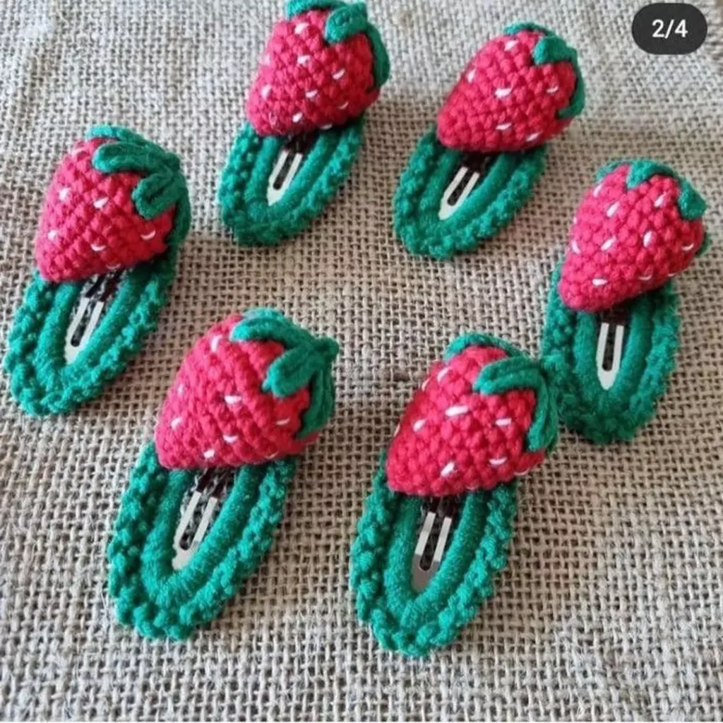 Deceptive Knitted hair clips with fruit designs