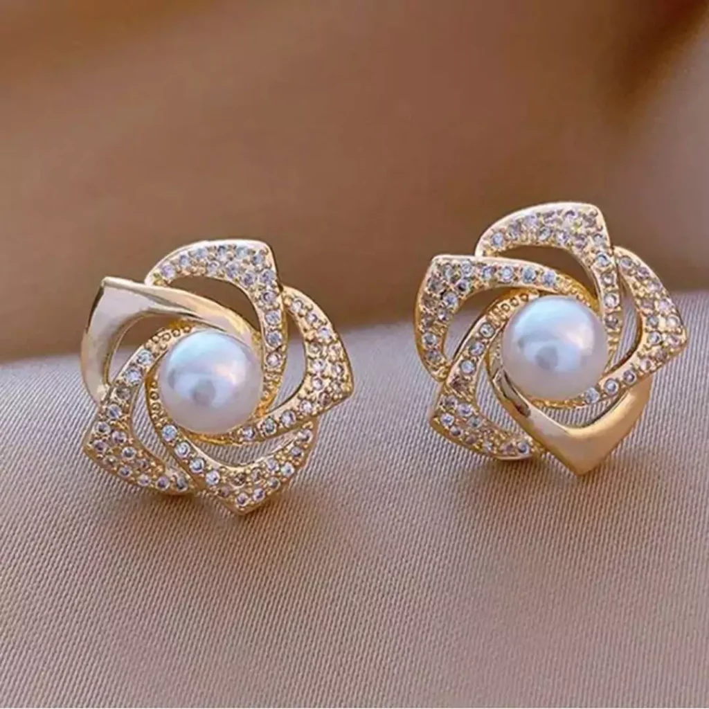 dazzling pearl gold stud earrings