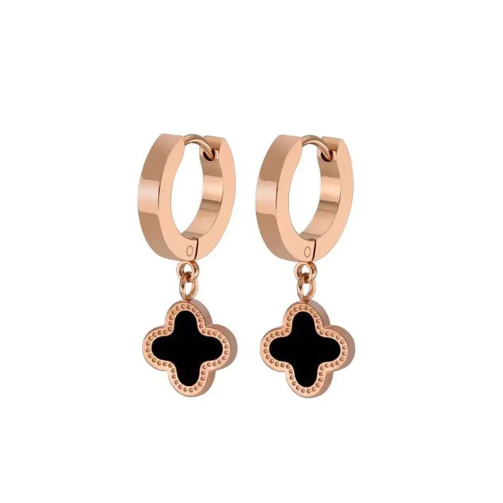 dazzling gold Van Cleef earrings